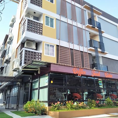 Rinrada Place Hotel Ubon Ratchathani Bagian luar foto
