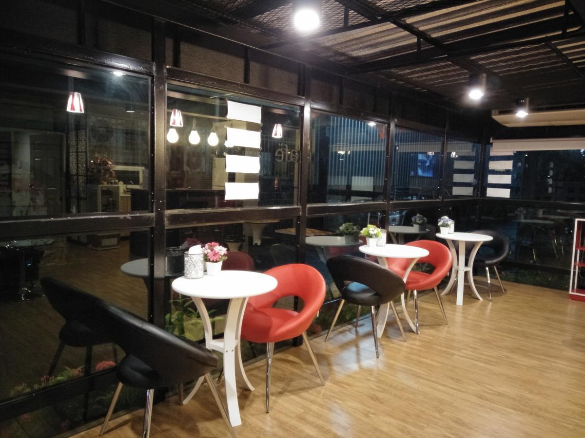 Rinrada Place Hotel Ubon Ratchathani Bagian luar foto