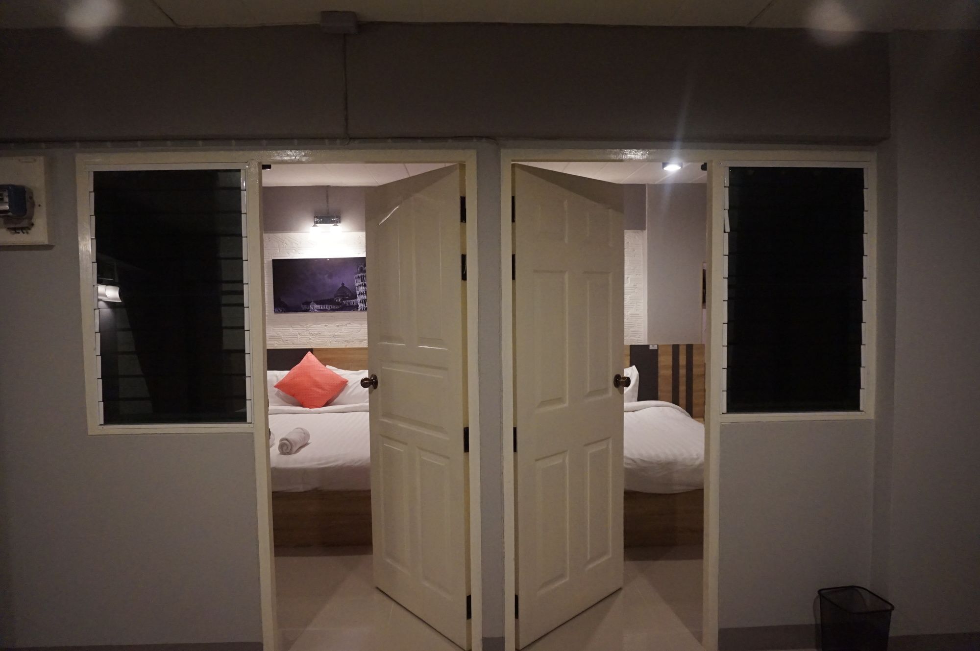 Rinrada Place Hotel Ubon Ratchathani Bagian luar foto