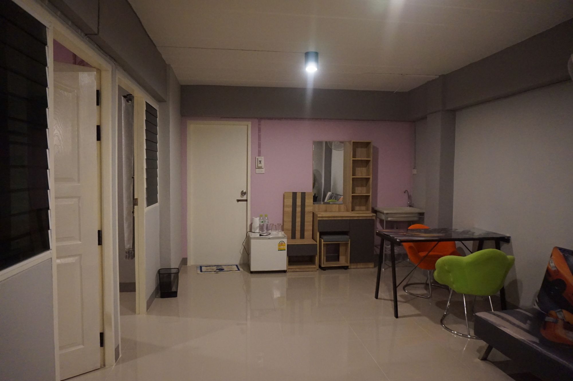 Rinrada Place Hotel Ubon Ratchathani Bagian luar foto