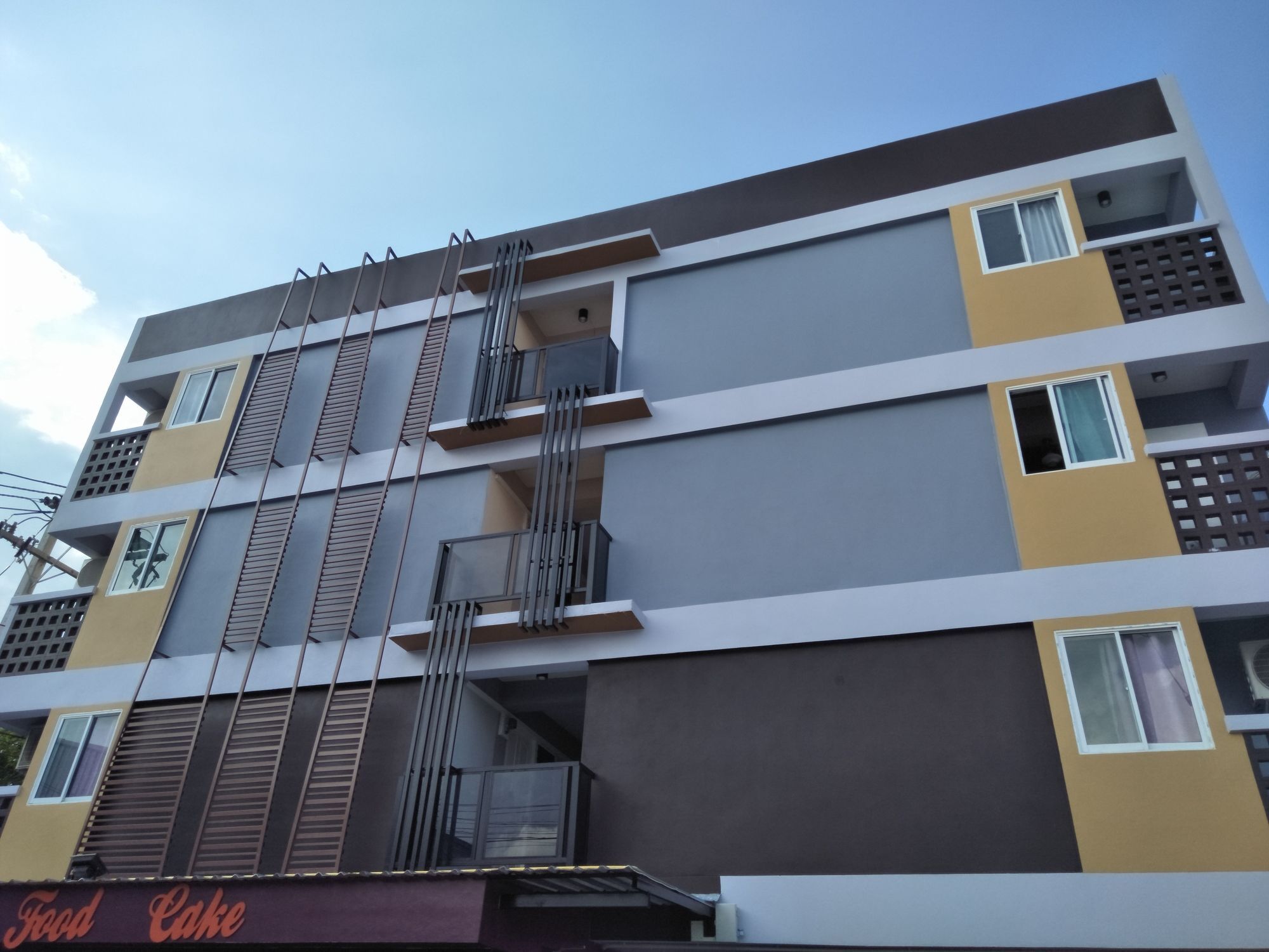 Rinrada Place Hotel Ubon Ratchathani Bagian luar foto